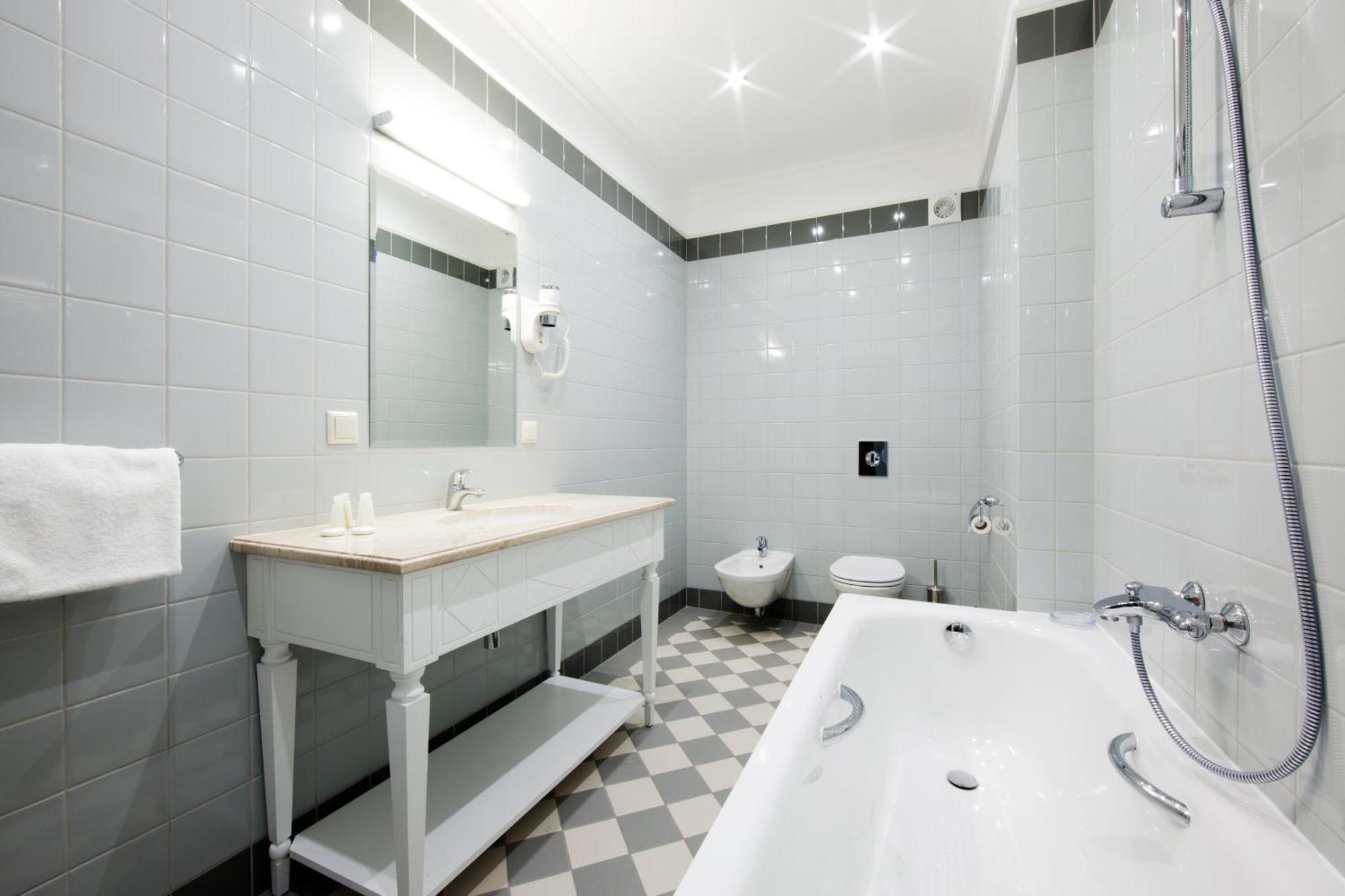 Hotel Skrunda Manor Extérieur photo